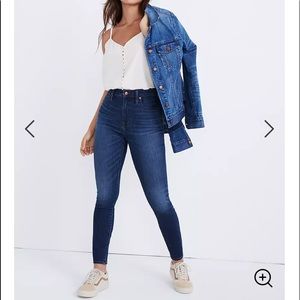 Madewell Curvy High Rise Skinny jeans Size 28